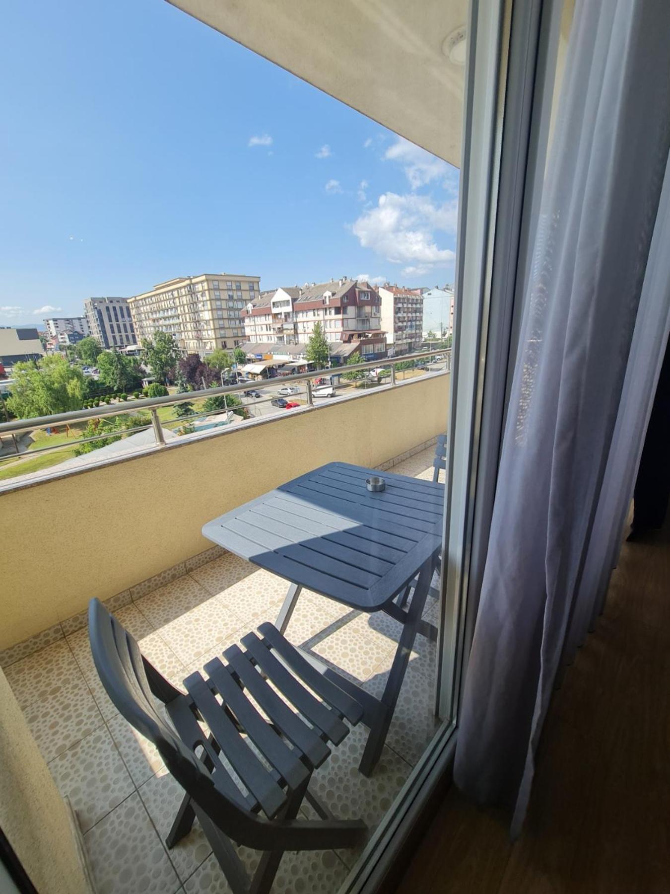 Apartment 2 Plisi Gjilan ภายนอก รูปภาพ